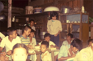 Unterricht in der Küche des Phu Yai Ban