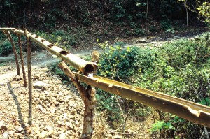 Wasserleitung bei Phongsali