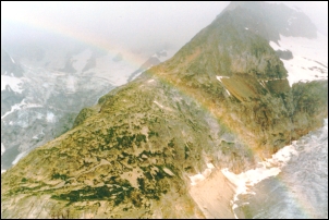 Aufstieg zum Grand Col Ferret - Regenbogen