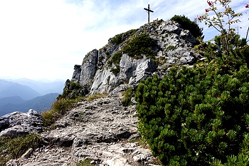 Roßstein, kurz vor dem Gipfelkreuz