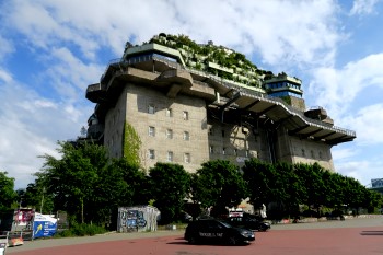 Alter Flakbunker an der Felsdtrasse