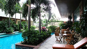 Terrasse im Jasmine Hotel, Bangkok