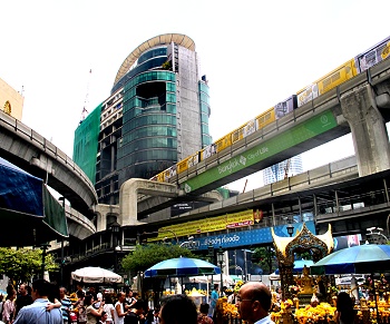 Erawan-Schrein und Ratchaprasong-Kreuzung 2011