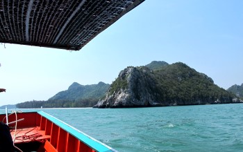 Sam Roi Yot, mit dem Boot um das Kap