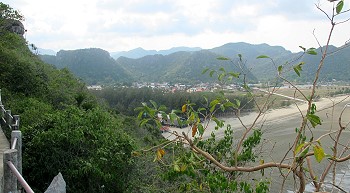 Sam Roi Yot, Blick vom Kap auf Ban Bang Pu Sai