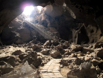 Tham Erawan Höhle, Aufstieg zur Kanzel