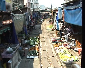 Mae Klong railway market